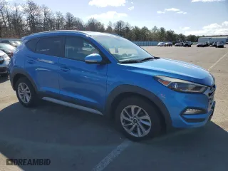 2017 Hyundai Tucson SE Plus with VIN KM8J33A49HU425070, listed as a Copart auction lot 49833975 with 117,827 mi miles and Salvage Title. Bid and sale history available at carsss.com. Image 4.