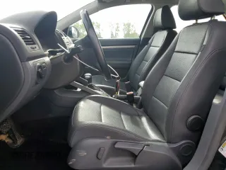 2009 Volkswagen Jetta SE с VIN 3VWRZ71K09M152289, выставлен на аукционе Copart как лот 56928795 с пробегом 103 347 миль миль и Списание • Salvage title. История ставок и продаж доступна на DreamBid. Изображение 7.