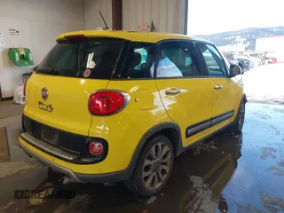 2014 FIAT 500L Trekking with VIN ZFBCFADH7EZ029115, listed as a IAAI auction lot 41535626 with 51,608 mi miles and . Bid and sale history available at DreamBid. Image 4.