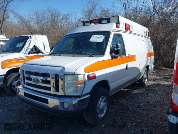 2012 Ford E-Series Commercial z VIN 1FDSS3ESXCDA58950, wystawiony jako IAAI lot #41549561 z przebiegiem 471 886 mil mil oraz . Historia ofert i sprzedaży dostępna na DreamBid. Obrazek 17.