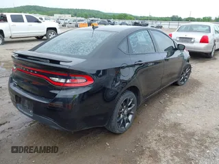 2015 Dodge Dart SE z VIN 1C3CDFAA3FD378329, wystawiony jako IAAI lot #42093951 z przebiegiem 202 499 mil mil oraz . Historia ofert i sprzedaży dostępna na DreamBid. Obrazek 4.