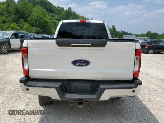 2018 Ford F-250 XL with VIN 1FT7W2BT7JEB87984, listed as a Copart auction lot 59357515 with 150,153 mi miles and Salvage title. Bid and sale history available at DreamBid. Image 6.