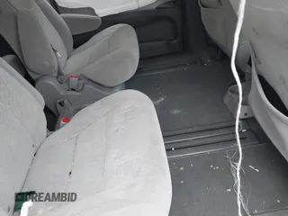 2018 Toyota Sienna LE Auto Access Seat with VIN 5TDKZ3DC6JS904910, listed as a IAAI auction lot 41138869 with 109,900 mi miles and . Bid and sale history available at DreamBid. Image 8.
