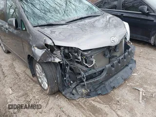 2015 Toyota Sienna Ltd with VIN 5TDDK3DCXFS100341, listed as a IAAI auction lot 41245558 with 114,854 mi miles. Bid and sale history available at carsss.com. Image 6.