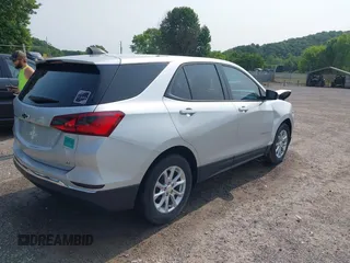 2019 Chevrolet Equinox LT z VIN 3GNAXKEV9KS504114, wystawiony jako IAAI lot #42353280 z przebiegiem 67 573 mil mil oraz . Historia ofert i sprzedaży dostępna na DreamBid. Obrazek 4.
