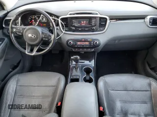 2016 Kia Sorento EX with VIN 5XYPHDA54GG111843, listed as a Copart auction lot 83006394 with 116,421 mi miles and Salvage Title. Bid and sale history available at carsss.com. Image 8.