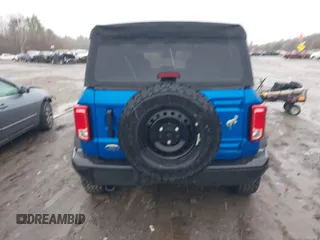 2023 Ford Bronco с VIN 1FMDE5BH8PLB71229, выставлен на аукционе IAAI как лот 41968202 с пробегом 12 855 миль миль и . История ставок и продаж доступна на DreamBid. Изображение 16.