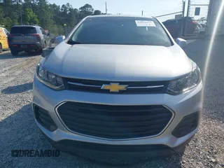 2020 Chevrolet Trax LS with VIN 3GNCJKSB8LL313882, listed as a IAAI auction lot 42030112 with 34,072 mi miles and . Bid and sale history available at DreamBid. Image 12.
