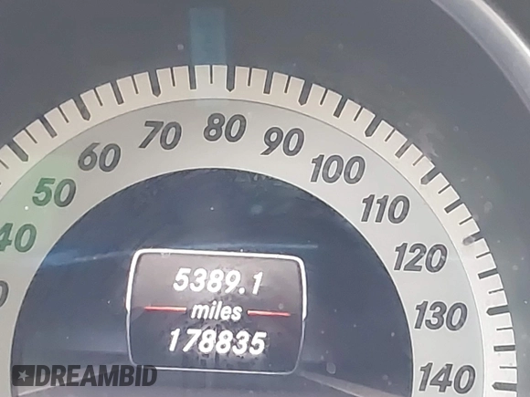 2013 Mercedes-Benz C 350 Sport with VIN WDDGF5HB9DA776259, listed as a IAAI auction lot 41168951 with 178,835 mi miles and . Bid and sale history available at DreamBid. Image 15.