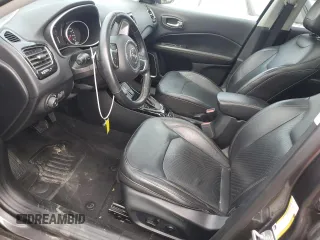 2018 Jeep Compass Limited z VIN 3C4NJDCB1JT222462, wystawiony jako Copart lot #57334595 z przebiegiem 86 306 mil mil oraz Szkoda całkowita • Salvage title. Historia ofert i sprzedaży dostępna na DreamBid. Obrazek 7.
