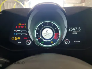 2020 Aston Martin Vantage z VIN SCFSMGAWXLGN03959, wystawiony jako Copart lot #69373894 z przebiegiem 25 996 mil mil oraz Szkoda całkowita • Salvage title. Historia ofert i sprzedaży dostępna na DreamBid. Obrazek 9.