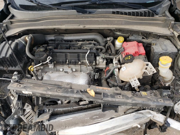 2021 Jeep Renegade Jeepster with VIN ZACNJDAB5MPM94301, listed as a Copart auction lot 45766755 with 100,582 mi miles and Salvage title. Bid and sale history available at DreamBid. Image 14.