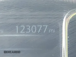 2017 Nissan Titan SV z VIN 1N6AA1E55HN551578, wystawiony jako IAAI lot #42392063 z przebiegiem 123 077 mil mil oraz . Historia ofert i sprzedaży dostępna na DreamBid. Obrazek 16.