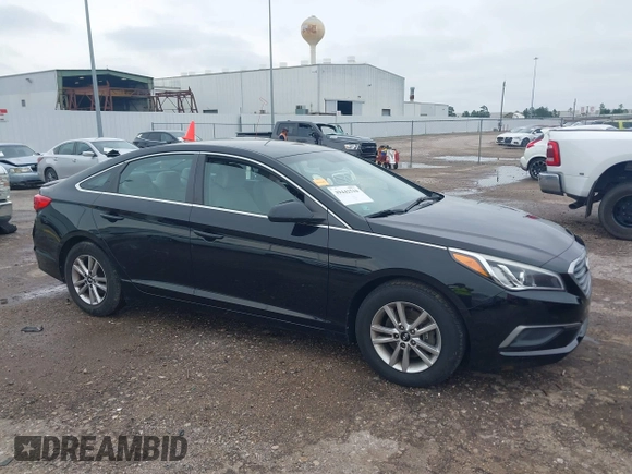 2016 Hyundai Sonata SE with VIN 5NPE24AF1GH388878, listed as a IAAI auction lot 39442510 with 158,111 mi miles and . Bid and sale history available at carsss.com. Image 13.