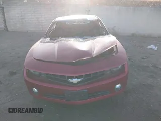 2011 Chevrolet Camaro 1LT с VIN 2G1FB1ED6B9140190, выставлен на аукционе IAAI как лот 42215980 с пробегом Не указан миль и . История ставок и продаж доступна на DreamBid. Изображение 6.