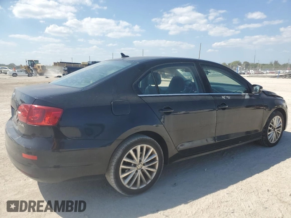2011 Volkswagen Jetta SEL с VIN 3VWGX7AJ3BM315673, выставлен на аукционе Copart как лот 49214305 с пробегом 125 902 миль миль и Списание • Salvage title. История ставок и продаж доступна на DreamBid. Изображение 3.