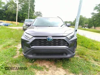 2023 Toyota RAV4 Hybrid LE z VIN 4T3MWRFV4PU090900, wystawiony jako IAAI lot #42299116 z przebiegiem 61 177 mil mil oraz . Historia ofert i sprzedaży dostępna na DreamBid. Obrazek 12.