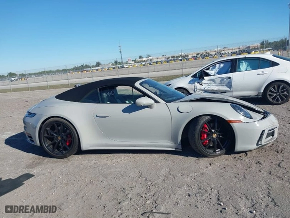 2022 Porsche 911 Carrera S with VIN WP0CB2A95NS244660, listed as a IAAI auction lot 41825704 with 19857 miles. Bid and sale history available at carsss.com. Image 13.