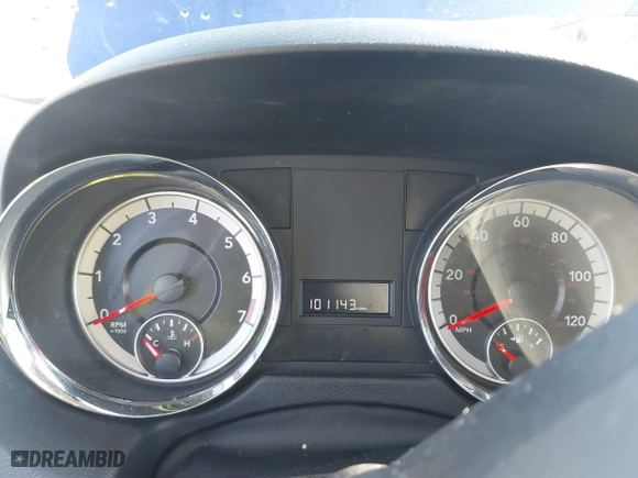 2018 Dodge Grand Caravan SE with VIN 2C4RDGBG8JR363409, listed as a IAAI auction lot 41129214 with 101,143 mi miles. Bid and sale history available at carsss.com. Image 7.
