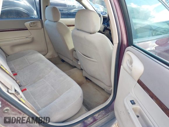 2004 Chevrolet Impala with VIN 2G1WF52E649387334, listed as a IAAI auction lot 40754298 with 216,092 mi miles and . Bid and sale history available at carsss.com. Image 8.