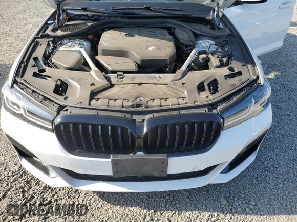 2022 BMW 5 Series 530i xDrive z VIN WBA13BJ00NCJ40607, wystawiony jako Copart lot #54605845 z przebiegiem 27 920 mil mil oraz Szkoda całkowita • Salvage title. Historia ofert i sprzedaży dostępna na DreamBid. Obrazek 11.