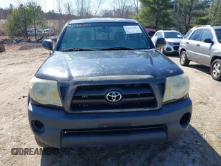 2006 Toyota Tacoma with VIN 5TEUU42N26Z302324, listed as a IAAI auction lot 41931925 with 267,743 mi miles. Bid and sale history available at carsss.com. Image 12.