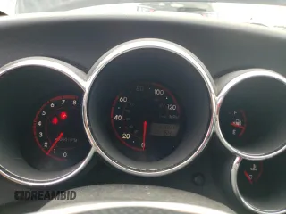 2006 Toyota Matrix STD z VIN 2T1KR30E36C572920, wystawiony jako Copart lot #60219205 z przebiegiem 210 005 mil mil oraz Czysty tytuł • Clean title. Historia ofert i sprzedaży dostępna na DreamBid. Obrazek 9.