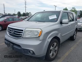 2015 Honda Pilot EX-L with VIN 5FNYF3H68FB001256, listed as a IAAI auction lot 42028966 with 277,927 mi miles and . Bid and sale history available at carsss.com. Image 6.