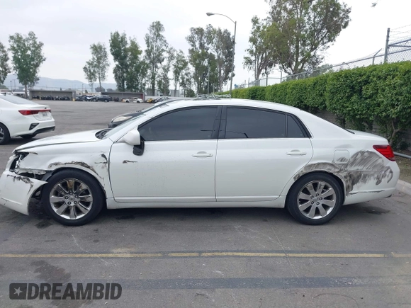 2007 Toyota Avalon XL with VIN 4T1BK36B67U245980, listed as a IAAI auction lot 42093193 with 272,108 mi miles. Bid and sale history available at carsss.com. Image 14.