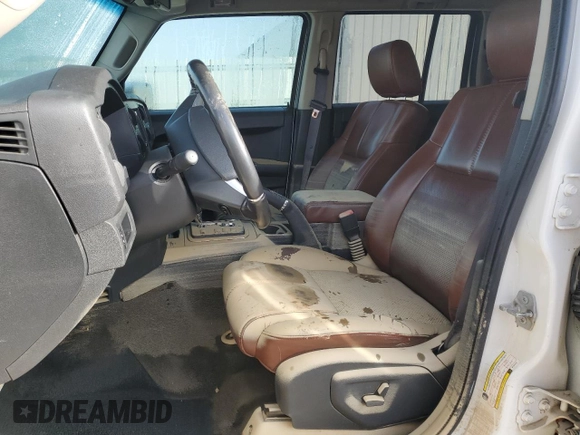 2008 Jeep Commander Limited with VIN 1J8HG58N48C154015, listed as a Copart auction lot 53532365 with 203,218 mi miles and Salvage title. Bid and sale history available at DreamBid. Image 7.
