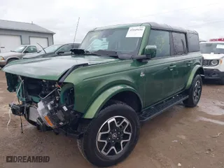 2022 Ford Bronco with VIN 1FMEE5BP0NLB11387, listed as a IAAI auction lot 41045436 with 24,975 mi miles. Bid and sale history available at carsss.com. Image 2.