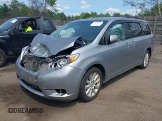 2012 Toyota Sienna XLE z VIN 5TDDK3DC5CS044692, wystawiony jako IAAI lot #42392574 z przebiegiem 185 242 mil mil oraz . Historia ofert i sprzedaży dostępna na DreamBid. Obrazek 17.