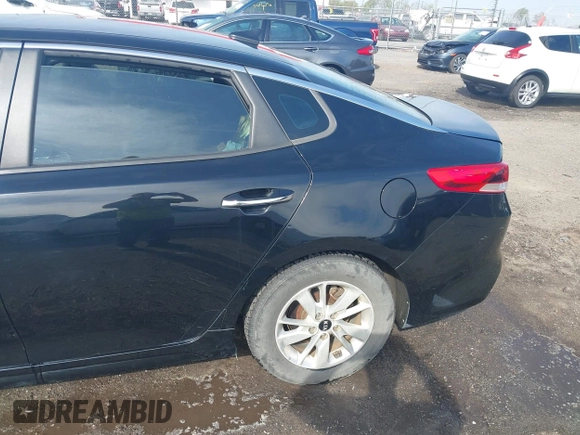 2016 Kia Optima LX with VIN 5XXGT4L35GG039310, listed as a IAAI auction lot 41910960 with 91,662 mi miles. Bid and sale history available at carsss.com. Image 18.
