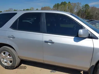 2005 Acura MDX with VIN 2HNYD18265H557625, listed as a IAAI auction lot 41898001 with 192,544 mi miles. Bid and sale history available at carsss.com. Image 13.