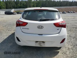 2017 Hyundai Elantra z VIN KMHD35LHXHU381525, wystawiony jako Copart lot #54677875 z przebiegiem 121 960 mil mil oraz Szkoda całkowita • Salvage title. Historia ofert i sprzedaży dostępna na DreamBid. Obrazek 6.