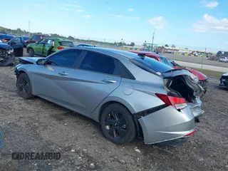2022 Hyundai Elantra SEL with VIN 5NPLM4AG4NH057669, listed as a IAAI auction lot 41650329 with 14,763 mi miles and . Bid and sale history available at DreamBid. Image 3.