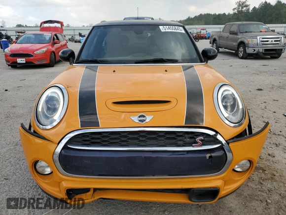 2015 MINI Hardtop S z VIN WMWXP7C53F2A58580, wystawiony jako Copart lot #51455845 z przebiegiem 116 277 mil mil oraz Szkoda całkowita • Salvage title. Historia ofert i sprzedaży dostępna na DreamBid. Obrazek 5.