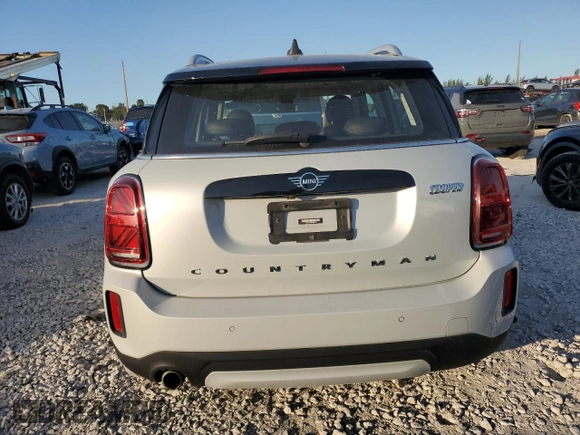 2022 MINI Countryman Cooper with VIN WMZ43BR00N3N70142, listed as a Copart auction lot 86846004 with 38,921 mi miles and Clean title. Bid and sale history available at DreamBid. Image 6.