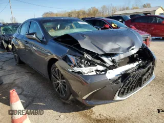2024 Lexus ES 300h с VIN 58ADA1C15RU037046, выставлен на аукционе Copart как лот 79199074 с пробегом 18 135 миль миль и Списание • Salvage title. История ставок и продаж доступна на DreamBid. Изображение 4.