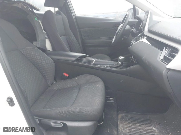 2021 Toyota C-HR LE with VIN NMTKHMBX1MR134150, listed as a IAAI auction lot 41677908 with 72,509 mi miles. Bid and sale history available at carsss.com. Image 5.