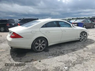 2008 Mercedes-Benz CLS-Class 5.5L with VIN WDDDJ72X18A130270, listed as a Copart auction lot 72983274 with 109,971 mi miles and Salvage Title. Bid and sale history available at carsss.com. Image 3.