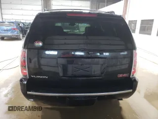 2010 GMC Yukon Denali z VIN 1GKUKEEF9AR207610, wystawiony jako Copart lot #73470924 z przebiegiem 230 139 mil mil oraz Szkoda całkowita • Salvage title. Historia ofert i sprzedaży dostępna na DreamBid. Obrazek 6.