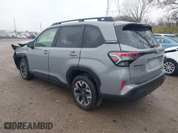 2025 Subaru Forester Premium with VIN JF2SLDBC7SH431844, listed as a IAAI auction lot 40820467 with 2,999 mi miles. Bid and sale history available at carsss.com. Image 3.