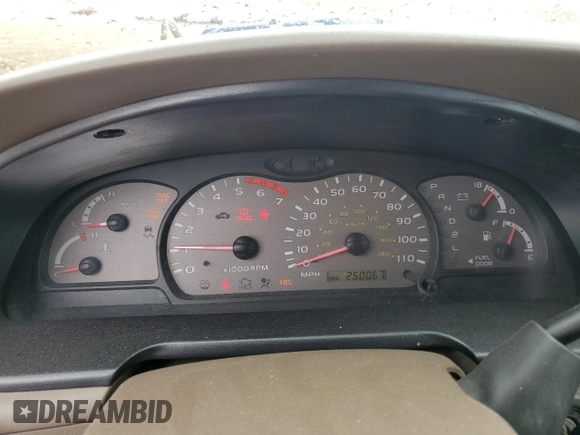 2003 Toyota Sequoia SR5 with VIN 5TDZT34A13S198804, listed as a Copart auction lot 53905185 with 250,067 mi miles and Salvage Title. Bid and sale history available at carsss.com. Image 9.