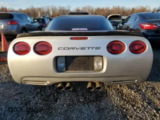 2002 Chevrolet Corvette with VIN 1G1YY22G725105103, listed as a Copart auction lot 78628364 with 47,502 mi miles and Salvage Title. Bid and sale history available at carsss.com. Image 6.