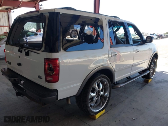 2000 Ford Expedition Special Service with VIN 1FMFU16L9YLC21365, listed as a IAAI auction lot 42544774 with 180,117 mi miles and . Bid and sale history available at DreamBid. Image 4.