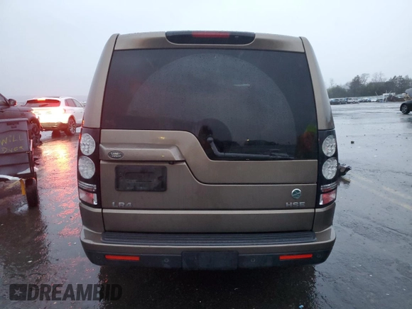 2014 Land Rover LR4 HSE with VIN SALAG2V65EA723037, listed as a Copart auction lot 84644874 with 135,688 mi miles and Clean Title. Bid and sale history available at DreamBid. Image 6.
