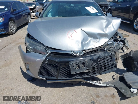 2015 Toyota Camry XLE with VIN 4T1BF1FK9FU109916, listed as a IAAI auction lot 41985371 with 113,357 mi miles. Bid and sale history available at carsss.com. Image 12.
