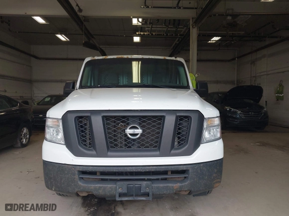 2015 Nissan NV SV with VIN 1N6BF0KX8FN807389, listed as a IAAI auction lot 42039881 with 313,992 mi miles. Bid and sale history available at carsss.com. Image 12.