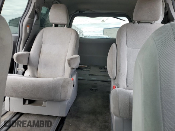 2017 Toyota Sienna L with VIN 5TDZZ3DC4HS808458, listed as a Copart auction lot 43667855 with 170,546 mi miles and Salvage Title. Bid and sale history available at DreamBid. Image 10.
